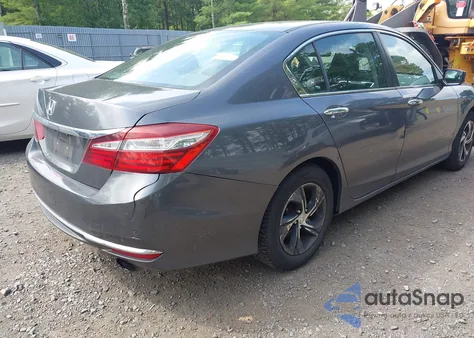 2016 Honda Accord Lx z USA, uszkodzony, nr VIN 1HGCR2F32GA211772